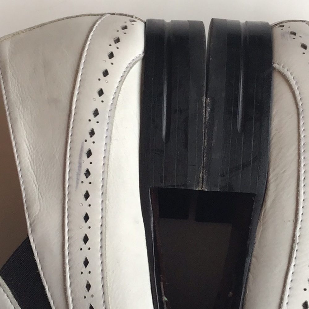 Host Pick! ❤️ John McCartney Vintage Shoes - Picture 8 of 14